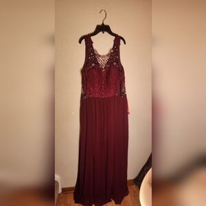 City Triangles women's maxi evening dress